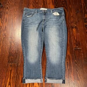 Levi's 38 Y2K Capri Jeans Blue Mid Rise